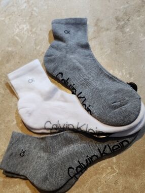Calvin Klein Cushioned Quarter Socks 3 Pair